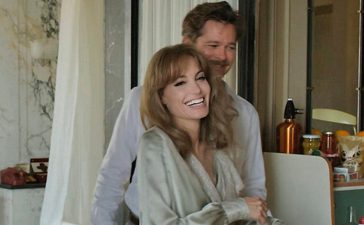 фильм У моря Джоли Питт