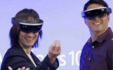 HOLOLens Майкрософт