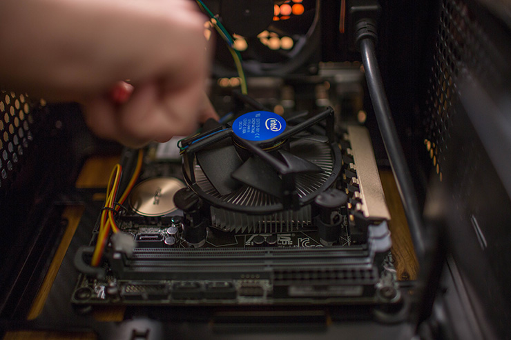 Cougar QBX Mini-ITX Скриншот 5