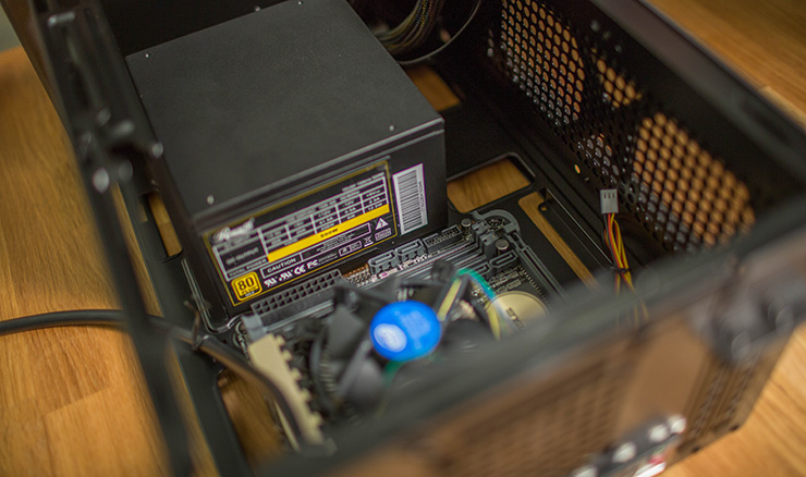 Cougar QBX Mini-ITX Скриншот 6