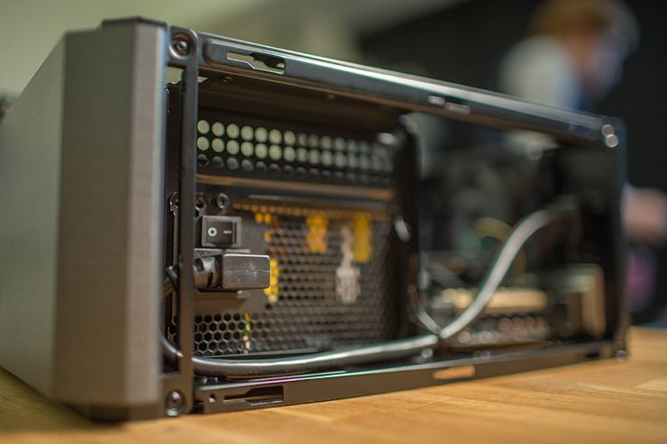 Cougar QBX Mini-ITX Скриншот 7